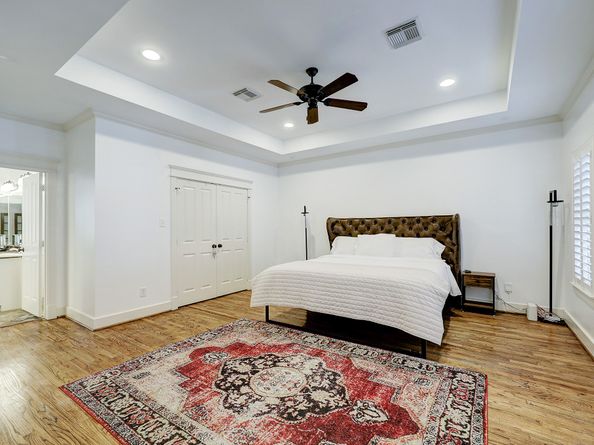 919 W 23rd Street, Houston TX 77008