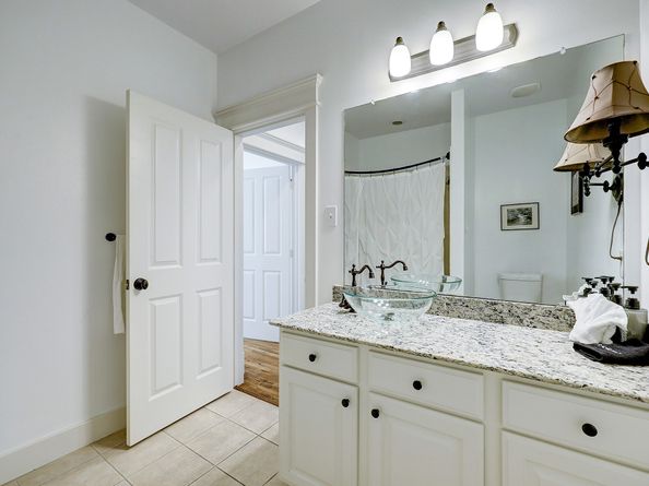 919 W 23rd Street, Houston TX 77008
