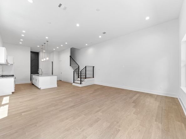 4710 Gunter Street, Houston TX 77020