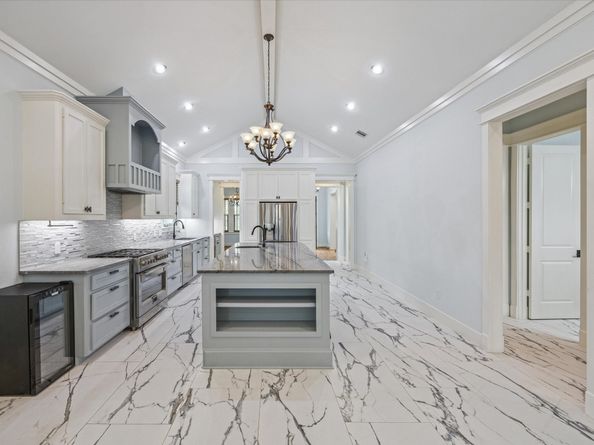 1311 Chippendale Rd, Houston TX 77018