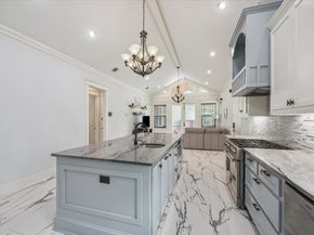 1311 Chippendale Rd, Houston TX 77018
