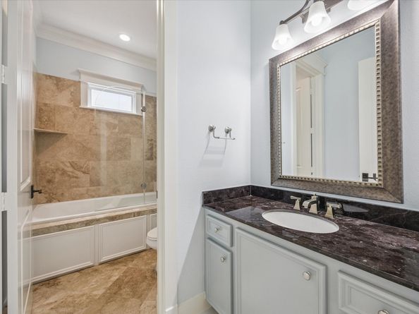 1311 Chippendale Rd, Houston TX 77018