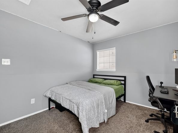 10518 Tenleyton Lane, Houston TX 77075