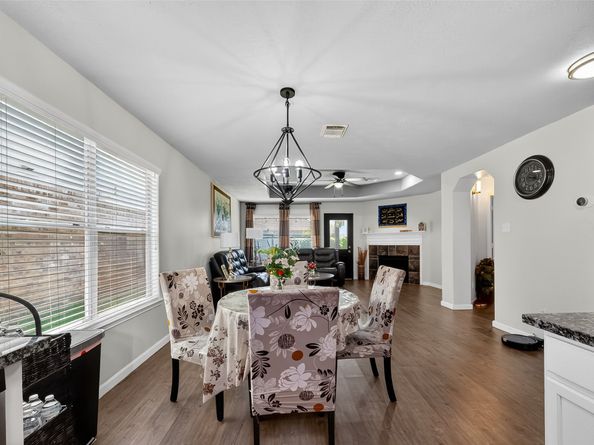 10518 Tenleyton Lane, Houston TX 77075