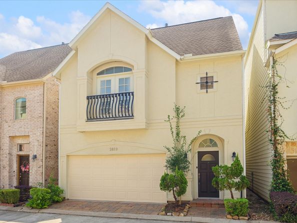 2619 Edgefield Lakes Drive, Houston TX 77054