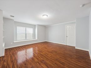 2619 Edgefield Lakes Drive, Houston TX 77054
