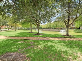 2619 Edgefield Lakes Drive, Houston TX 77054