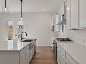 3243 Royal Oaks Hollow Lane, Houston TX 77082