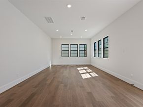 3243 Royal Oaks Hollow Lane, Houston TX 77082