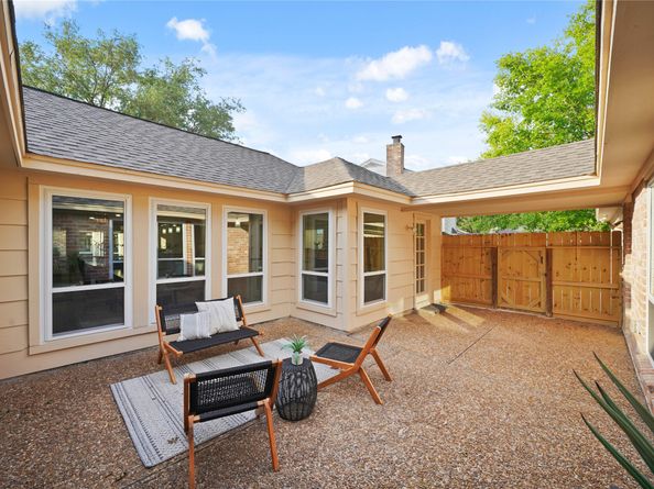 11804 Westmere Drive, Houston TX 77077