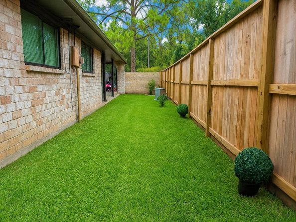 2735 Triway Lane, Houston TX 77043