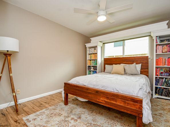 2735 Triway Lane, Houston TX 77043