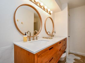 2735 Triway Lane, Houston TX 77043