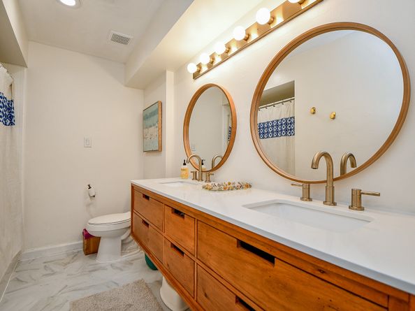 2735 Triway Lane, Houston TX 77043