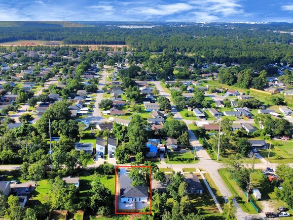 9409 Caddo Road, Houston TX 77078