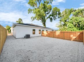9409 Caddo Road, Houston TX 77078
