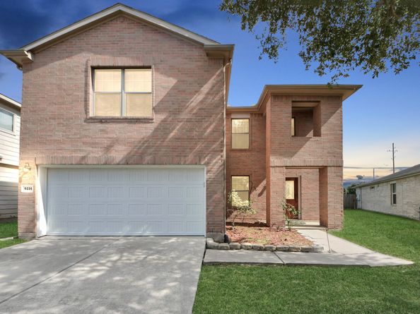 9226 Kendale Drive, Houston TX 77083
