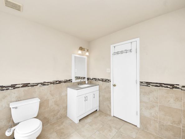 9226 Kendale Drive, Houston TX 77083