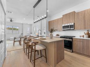 2305 Springwood Vista Lane, Houston TX 77055
