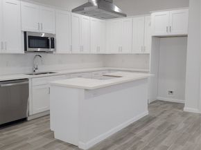 4012 Mckinley Street, Houston TX 77051