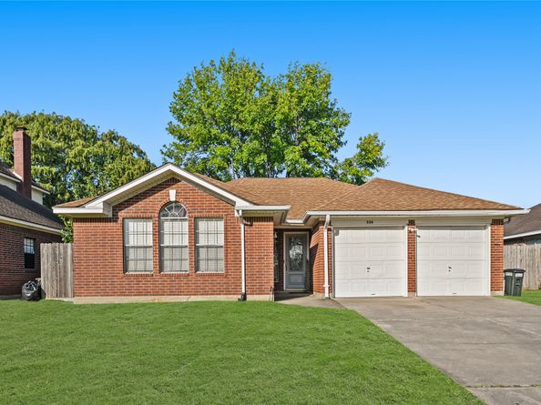 326 Breeze Park Drive, Houston TX 77015