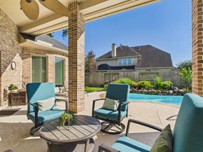 13526 Breakwater Path Loop, Houston TX 77044