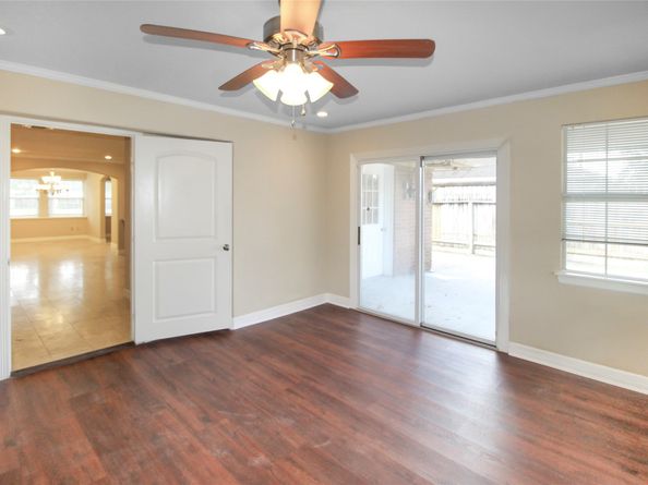 5738 Willowbend Boulevard, Houston TX 77096
