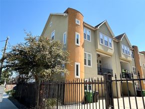 1128 W 26th Street, Houston TX 77008