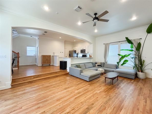 1128 W 26th Street, Houston TX 77008