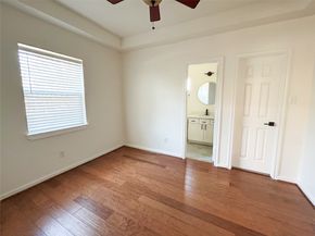 1128 W 26th Street, Houston TX 77008