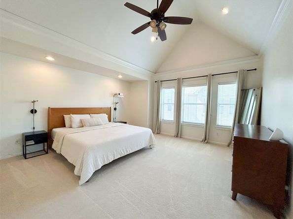 1128 W 26th Street, Houston TX 77008