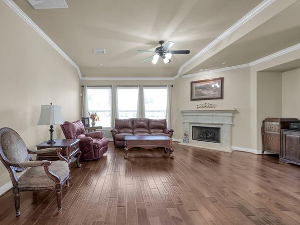 2413 W Bramlet Drive, Conroe TX 77304