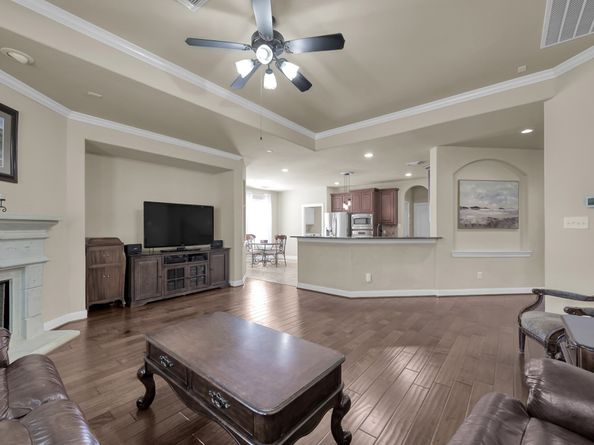2413 W Bramlet Drive, Conroe TX 77304