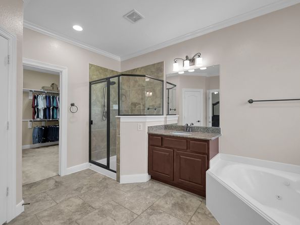 2413 W Bramlet Drive, Conroe TX 77304