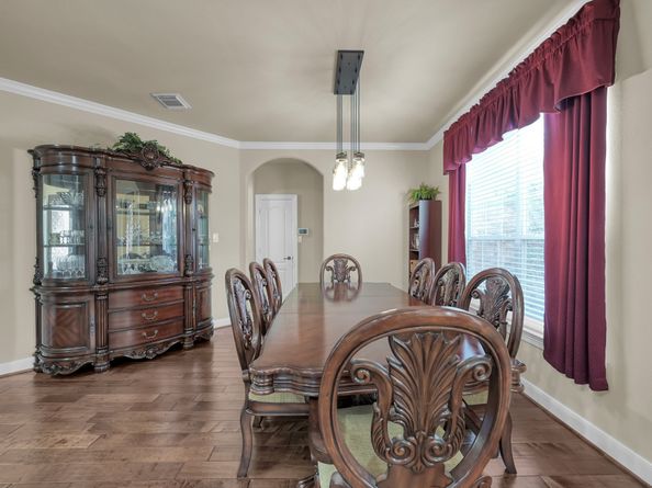 2413 W Bramlet Drive, Conroe TX 77304