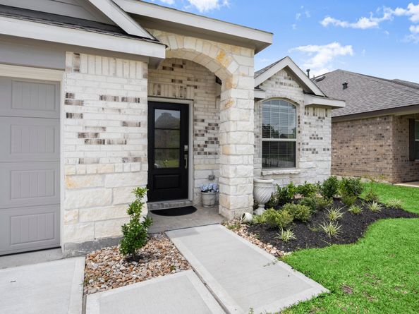 3149 Catalonion Court, Conroe TX 77301