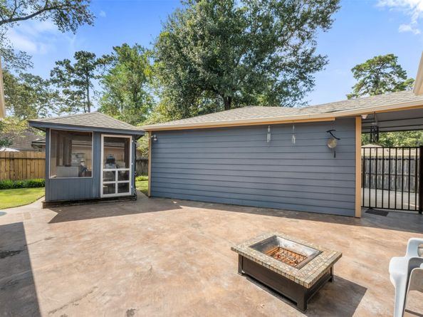 2214 Lakeville Drive, Kingwood TX 77339