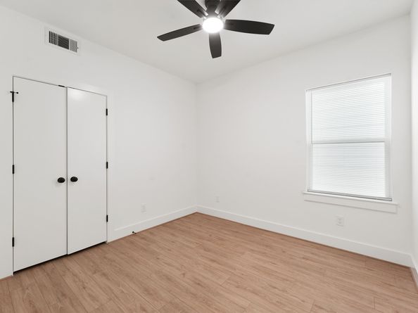 322 Clearwater Street AB, Houston TX 77029