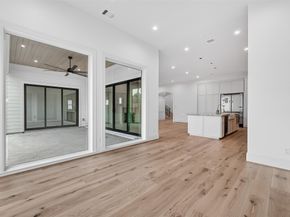 1306 Curtin Street, Houston TX 77018