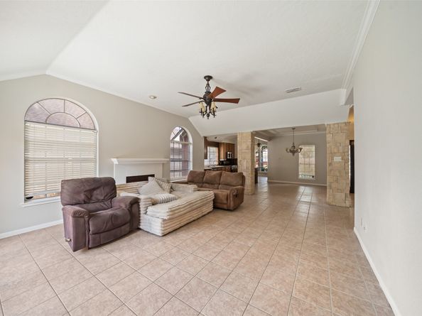 7411 Marble Glen Lane, Houston TX 77095