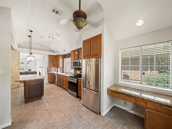 7411 Marble Glen Lane, Houston TX 77095