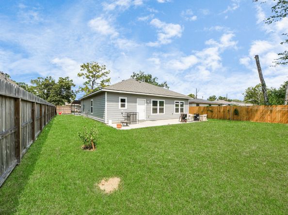7206 Bywood Street, Houston TX 77028