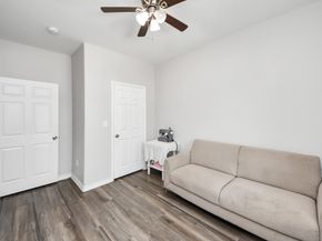 7206 Bywood Street, Houston TX 77028