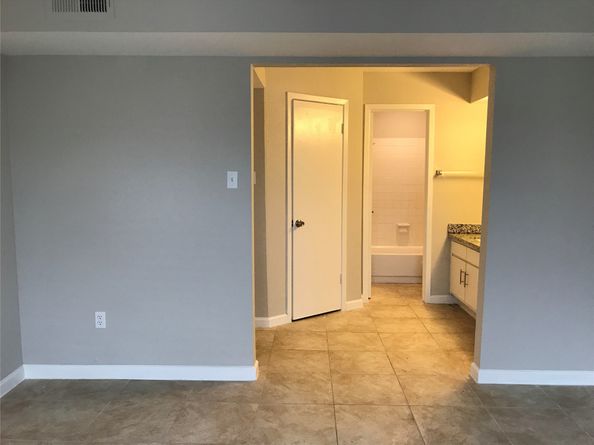 5625 Antoine Drive 307, Houston TX 77091