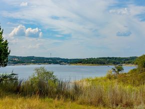 156 Lakefront Drive, Point Venture TX 78645