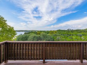 156 Lakefront Drive, Point Venture TX 78645