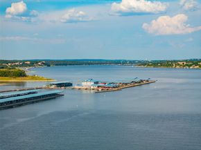 156 Lakefront Drive, Point Venture TX 78645