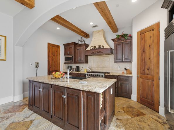 2370 Bolsover Street, Houston TX 77005