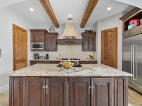 2370 Bolsover Street, Houston TX 77005