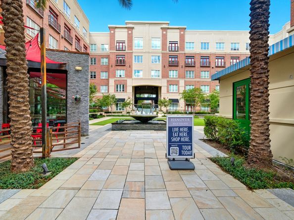 2370 Bolsover Street, Houston TX 77005
